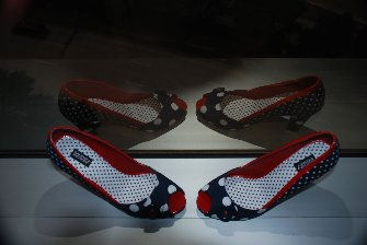 shoe1.jpg